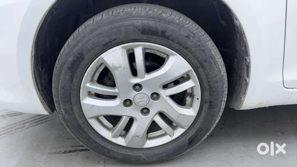 Maruti Suzuki Swift Dzire 2012-2015 1.2 Zxi, 2013, Petrol