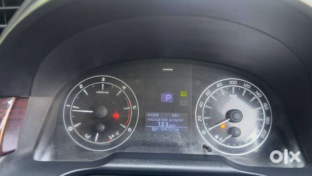 Toyota Innova Crysta 2.8 Gx At, 2016, Diesel