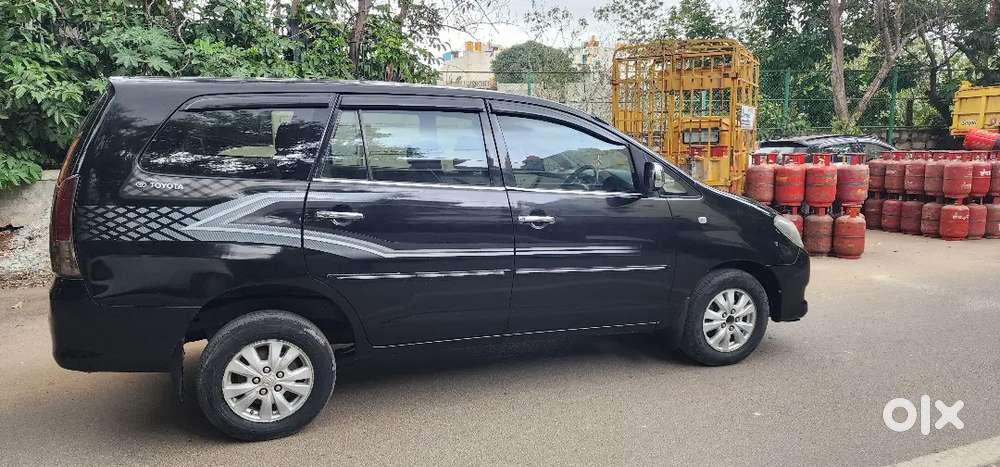 Toyota Innova 2.5 V Intercooler Engine Bsiv 2011