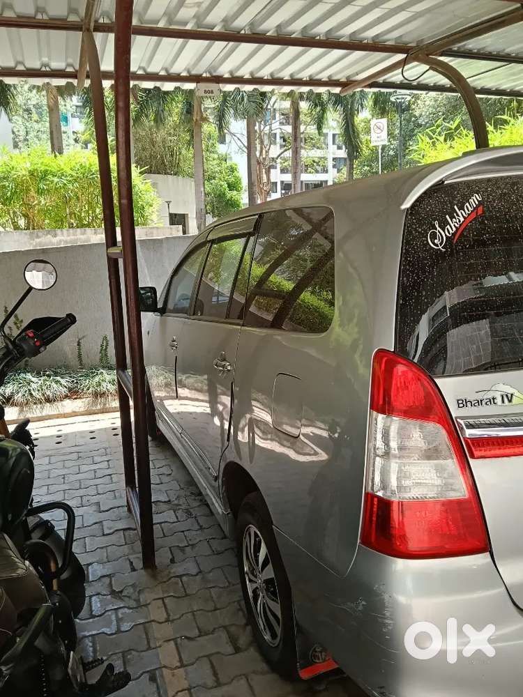 Toyota Innova 2016 Diesel 136000 Km Driven