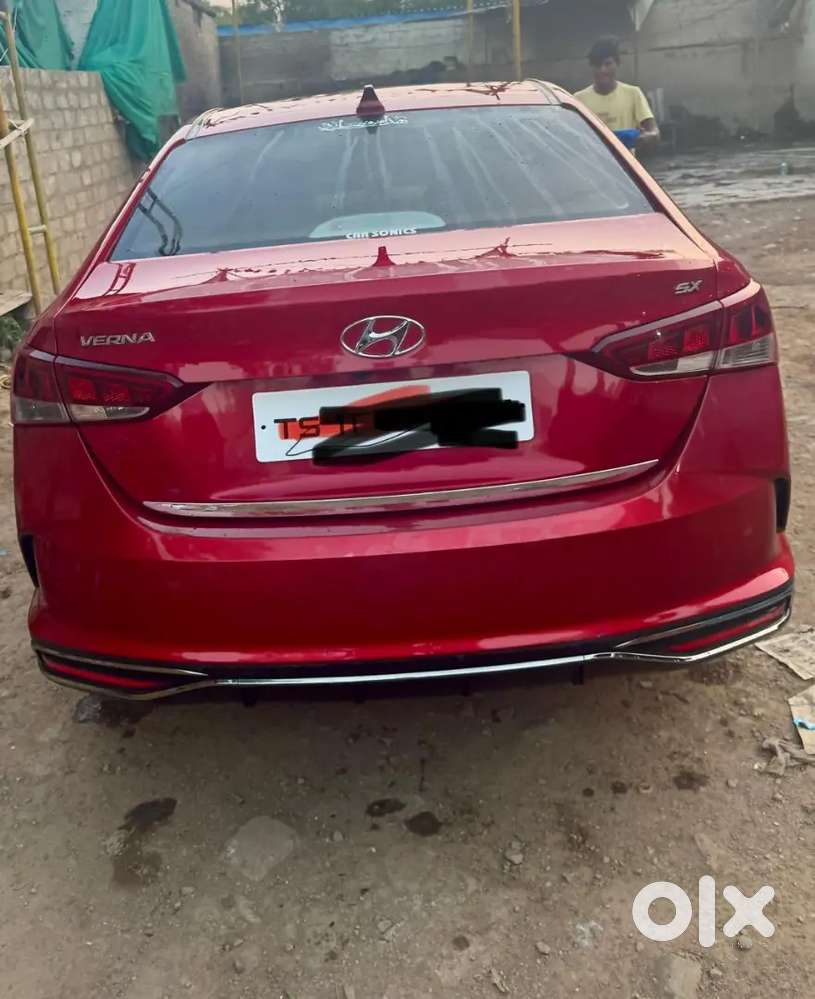 I Want To Sell My Verna 2020 1.6 Sx Sunroof