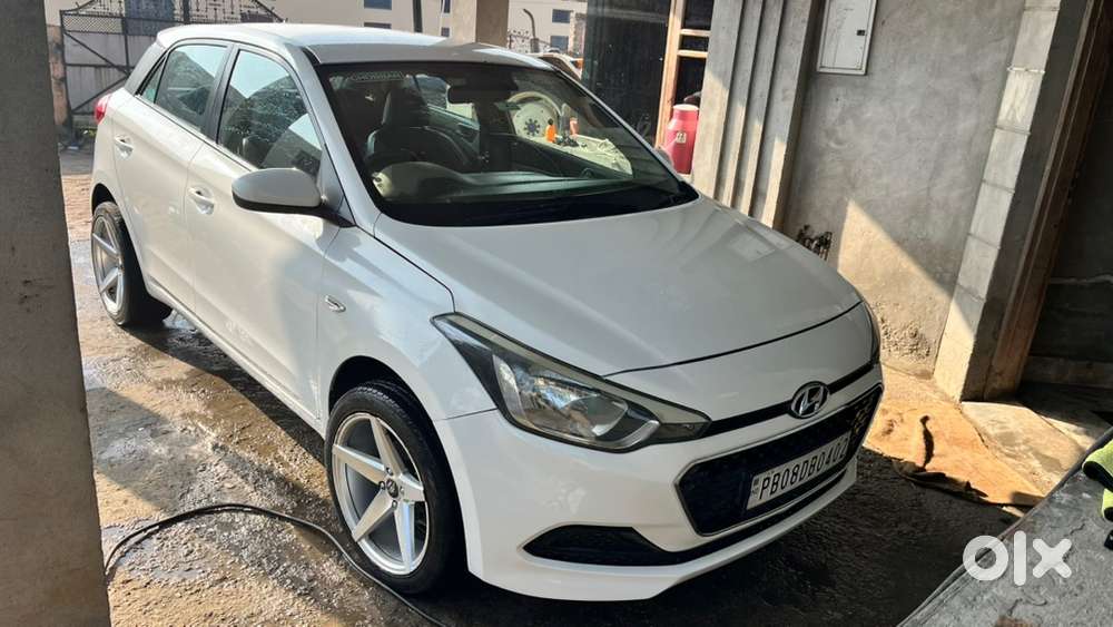 Hyundai I20 2015 Diesel 87000 Km Driven
