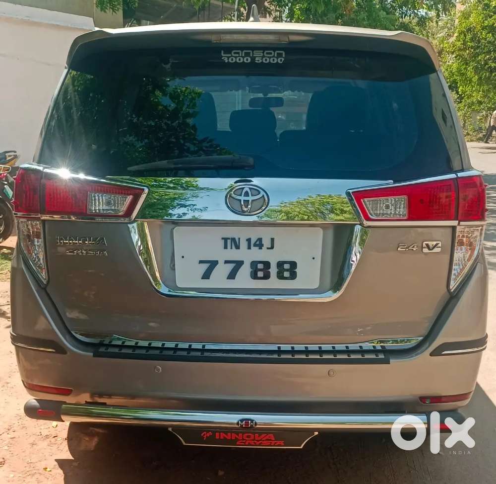 Toyota Innova Crysta 2017