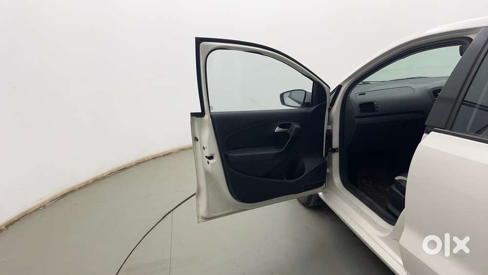 Volkswagen Polo Petrol Comfortline 1.2l, 2016, Petrol