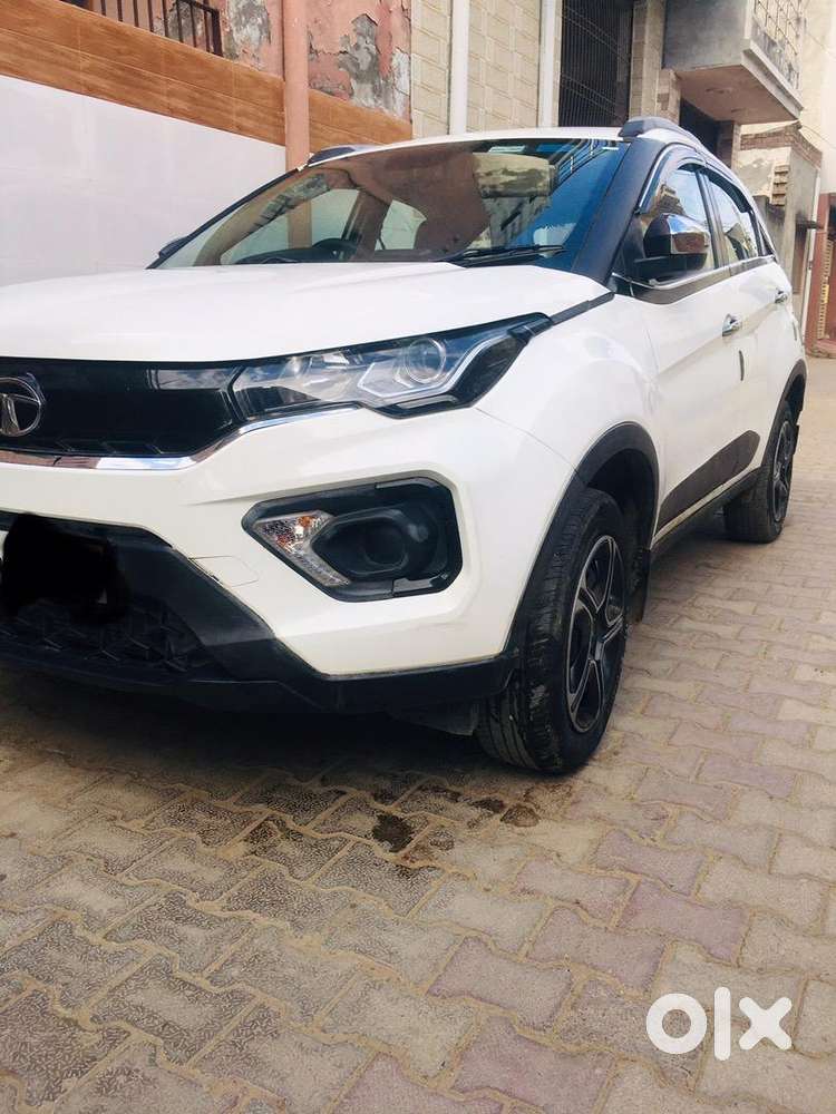 Tata Nexon Xm + S Feb 2023