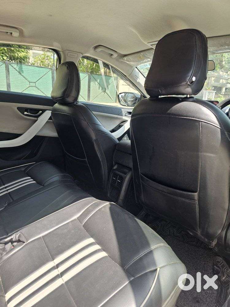 Tata Nexon Creative Plus 1.2 Revotron Petrol 6 Mt, 2023, Cng & Hybri..