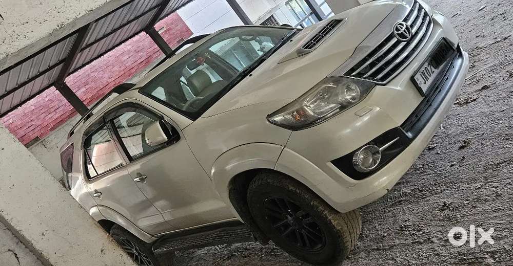 Toyota Fortuner 2013 Diesel Well Maintained