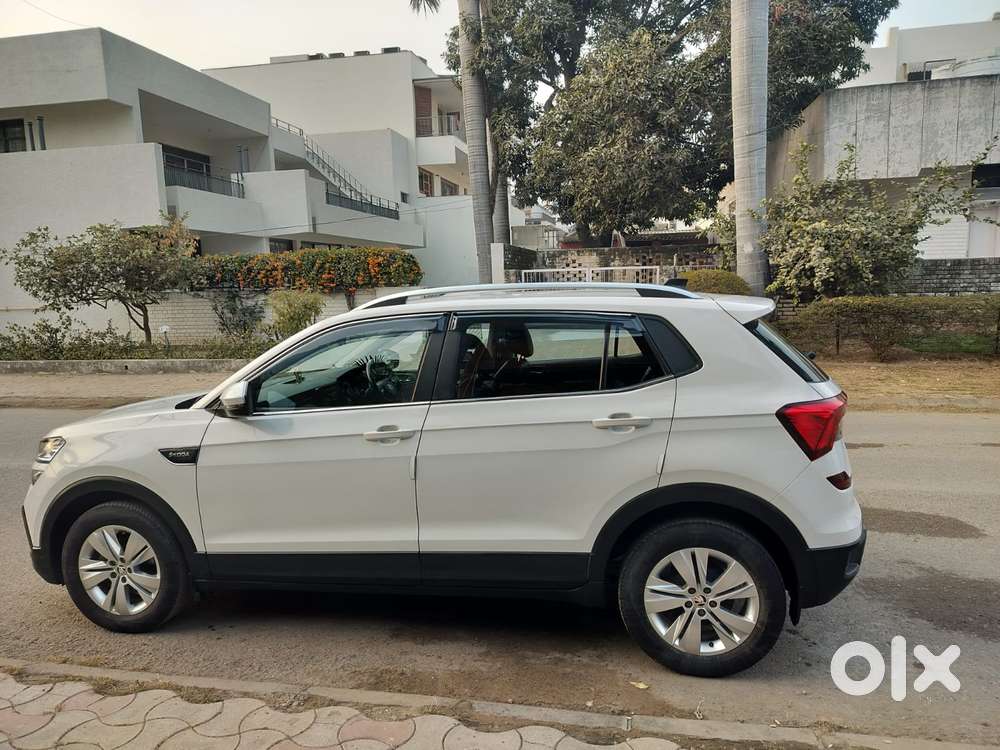 Skoda Kushaq 1.0 Tsi Ambition, 2023, Petrol