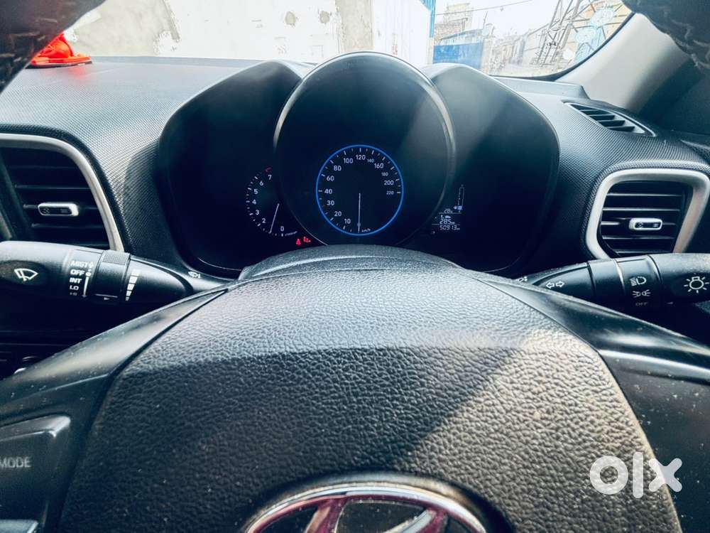 Hyundai Venue Petrol 2020