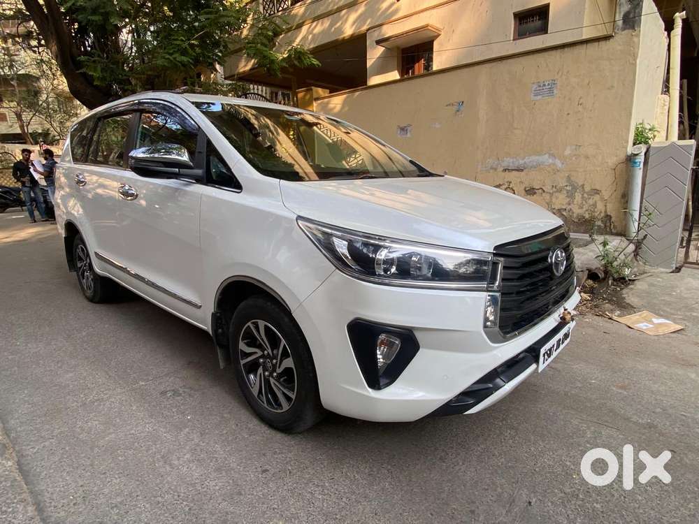 Toyota Innova Crysta 2.4 V 8 Str, 2021, Diesel