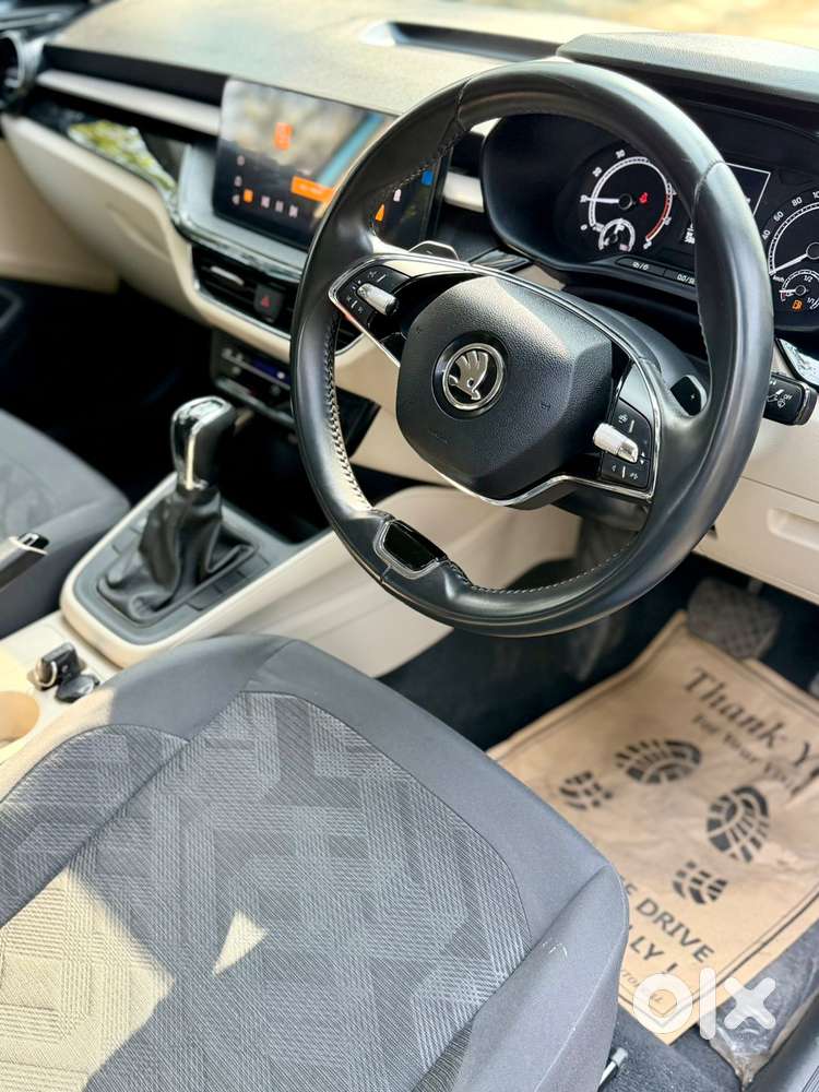 Skoda Slavia 1.0 Ambition Tsi, 2024, Petrol