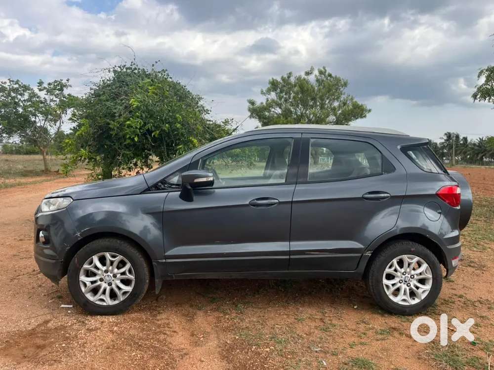 Ford Ecosport 2016 Petrol 80500 Km Driven