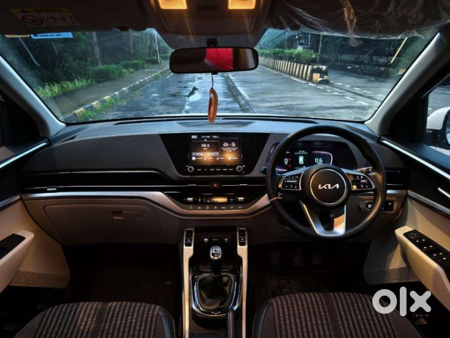 Kia Carens Prestige 1.5 Turbo Petrol Imt 7 Str, 2024, Petrol