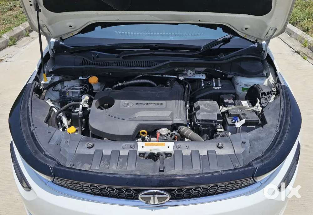 Tata Altroz Diesel 2023 Car Well Maintained Showroom. Track