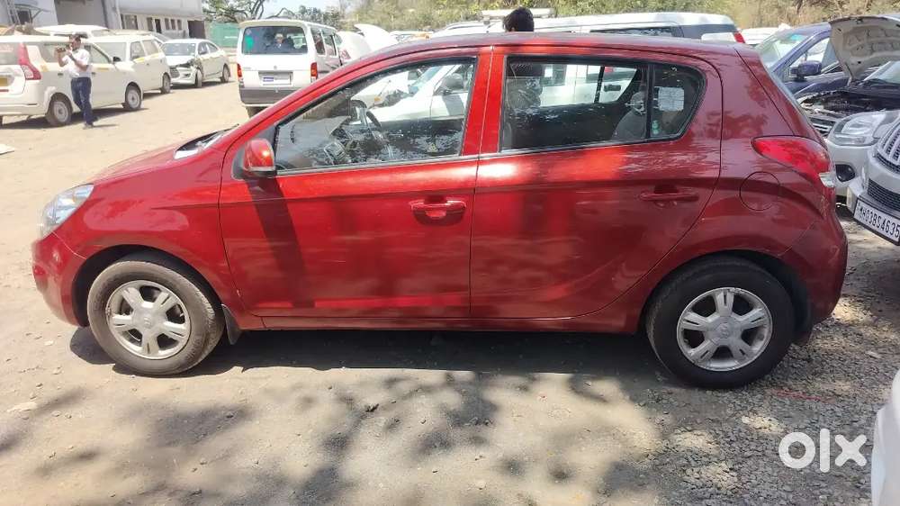 Hyundai I20 Asta Crdi Diesel  2011 Dec Single Owner  67800 Km