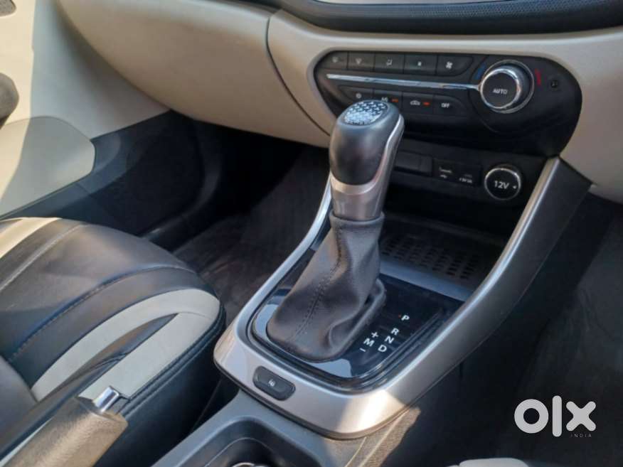 Tata Altroz Xz Plus (s), 2023, Petrol