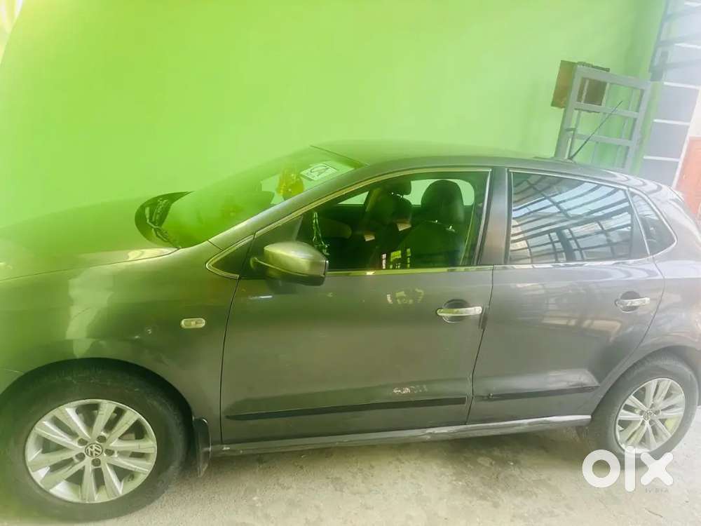 Volkswagen Polo Dec  2012