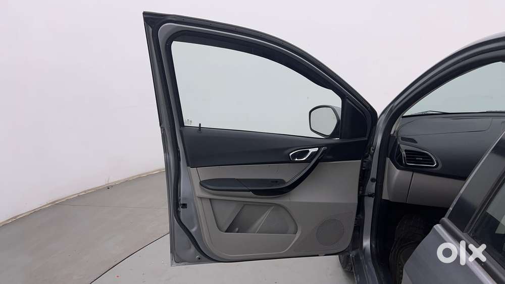 Tata Tiago Xz, 2019, Petrol