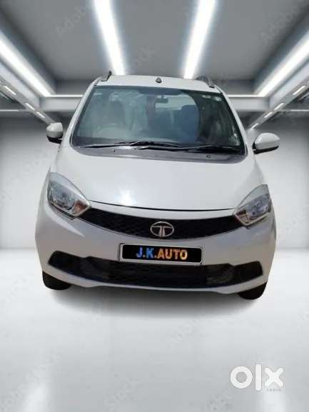 Tata Tiago 1.2 Revotron Xt, 2018, Petrol