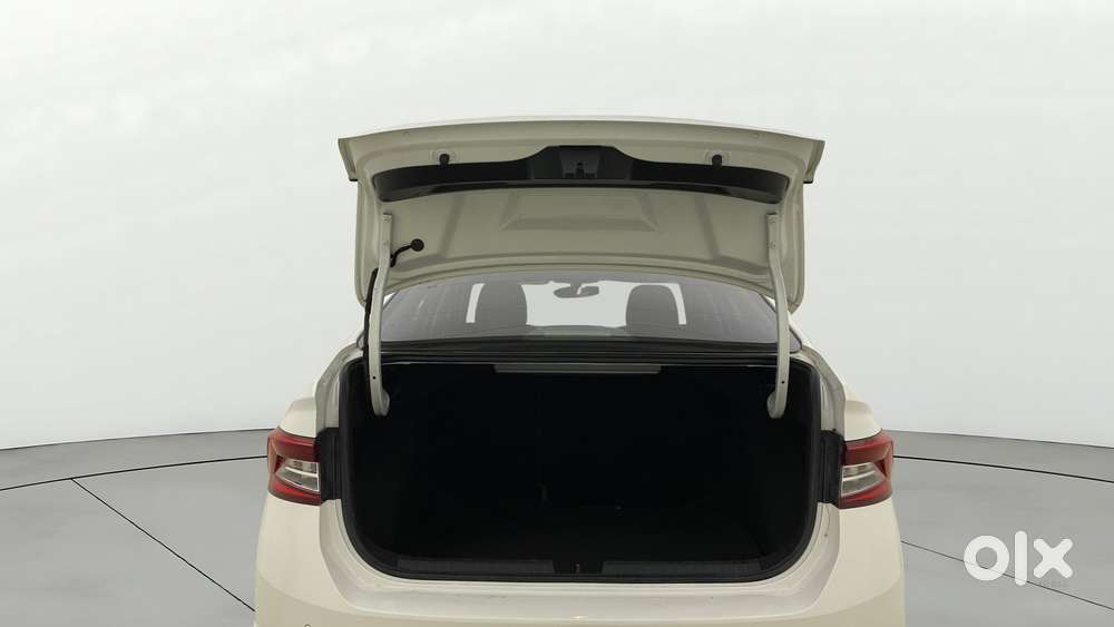 Skoda Slavia 1.5 Tsi Style Dsg, 2022, Petrol