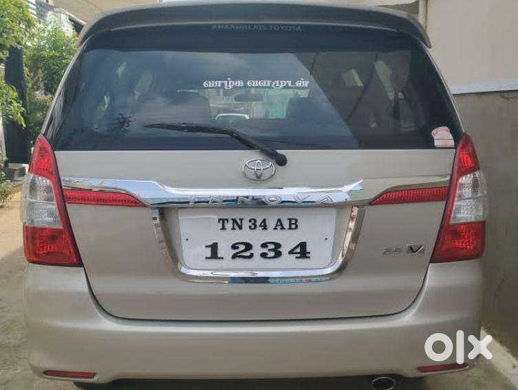 Toyota Innova 2.5 Vx 8 Str Bs-iii, 2015, Diesel