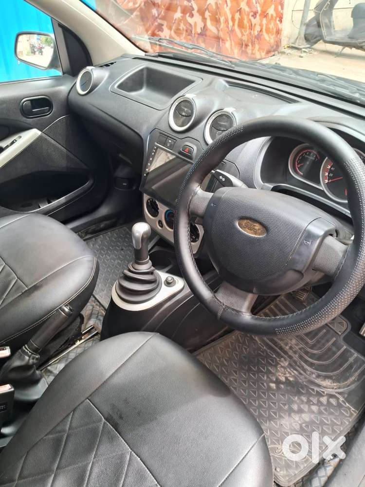 Ford Figo 1.2p Trend Mt, 2011, Petrol