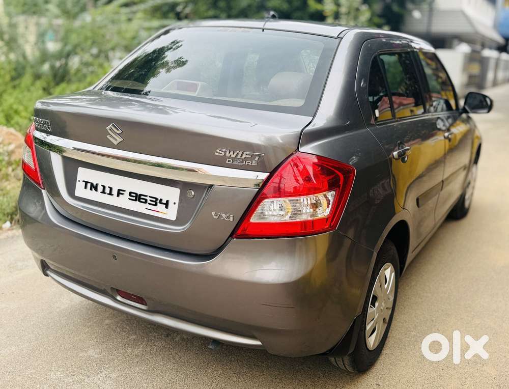 Maruti Suzuki Swift Dzire 1.2 Vxi Bsiv, 2014, Petrol