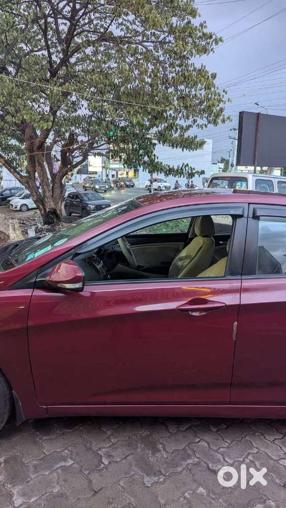 Hyundai Verna 1.6 Sx Vtvt, 2014, Petrol