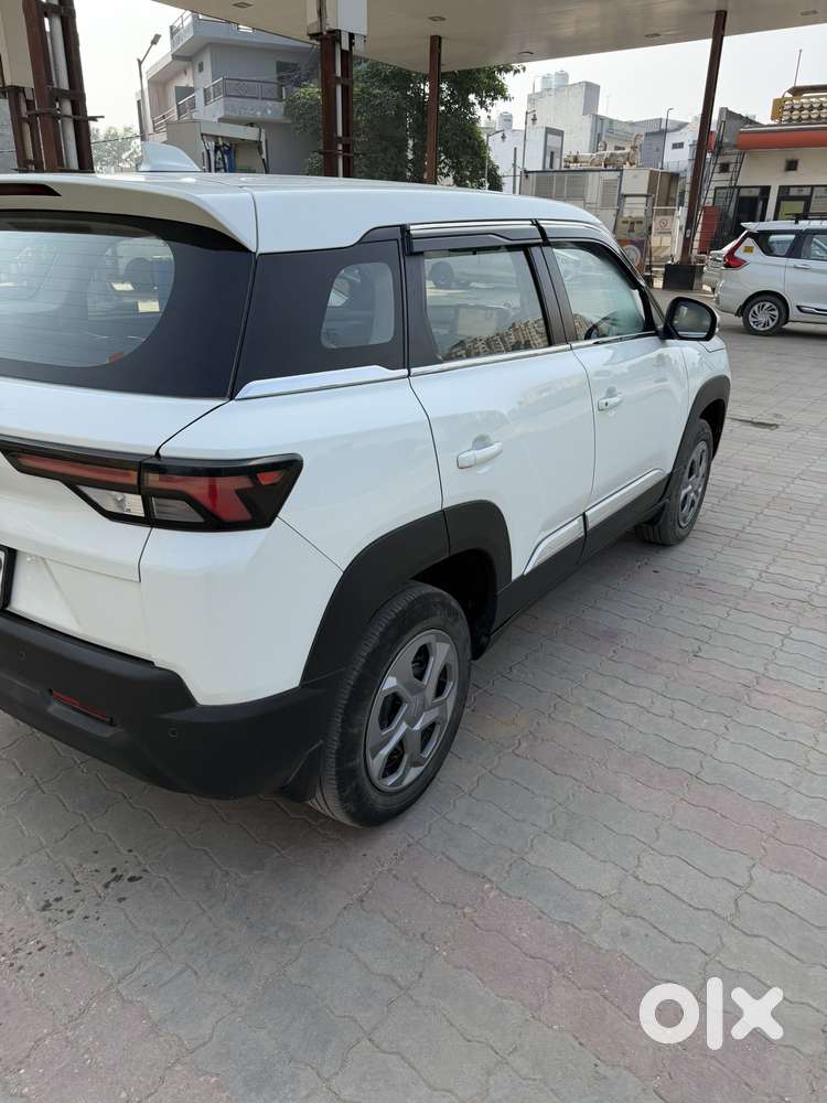 Maruti Suzuki Vitara Brezza 1.5 Vxi, 2025, Cng & Hybrids