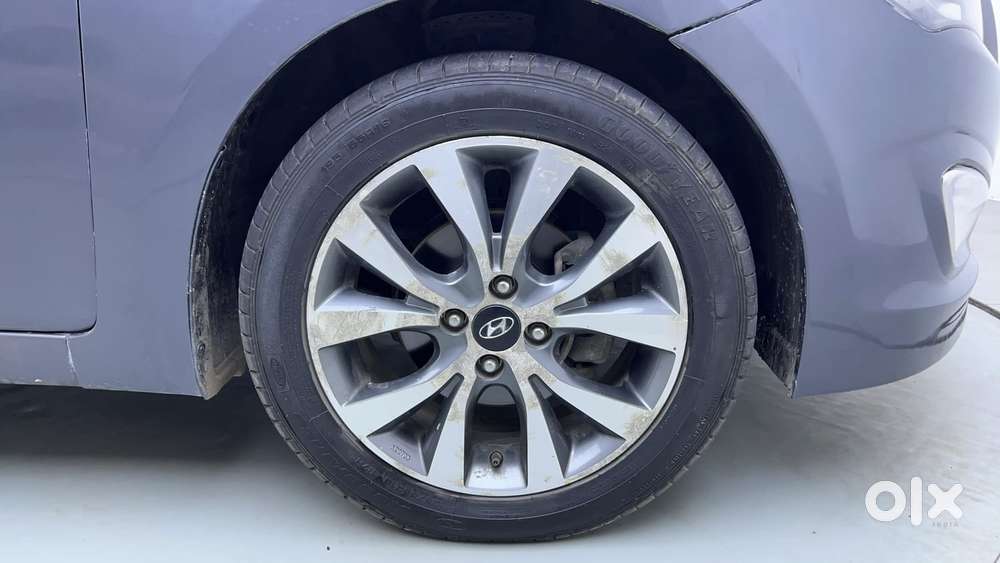 Hyundai Verna [ ] Fluidic 4s 1.6 Vtvt Sx, 2016, Cng & Hybrids