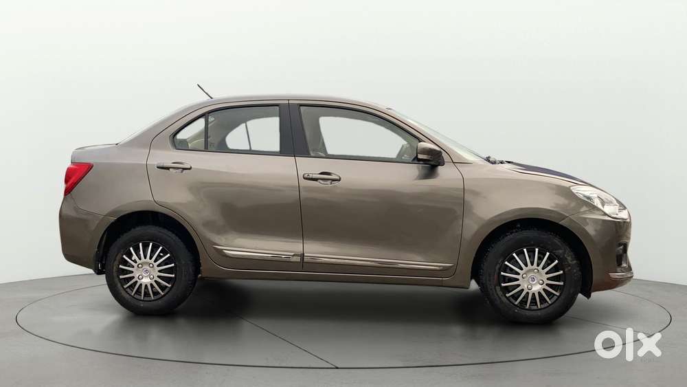 Maruti Suzuki Swift Dzire Amt Vxi, 2019, Petrol
