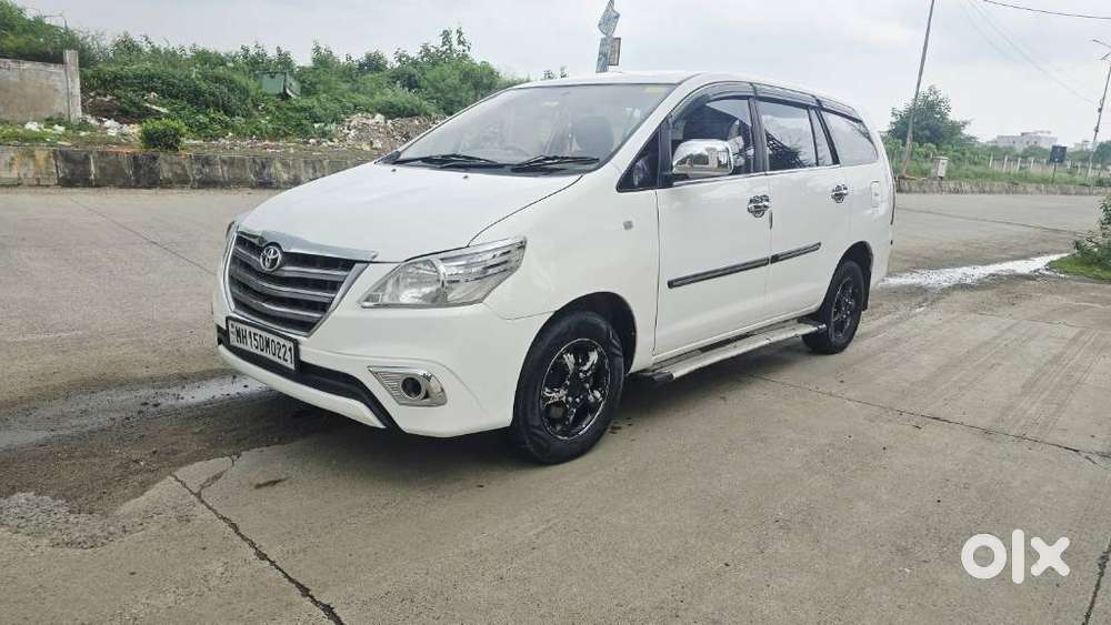 Toyota Innova 2.5 G (diesel) 8 Seater, 2012, Diesel