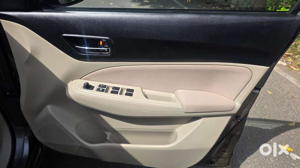 Maruti Suzuki Swift Dzire Vxi Regal Limited Edition Mt, 2017, Petrol