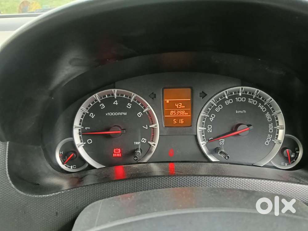 Maruti Suzuki Swift Vxi Abs Bsiv, 2016, Petrol