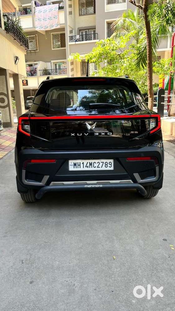 Mahindra Xuv 3xo 2025 Petrol Well Maintained