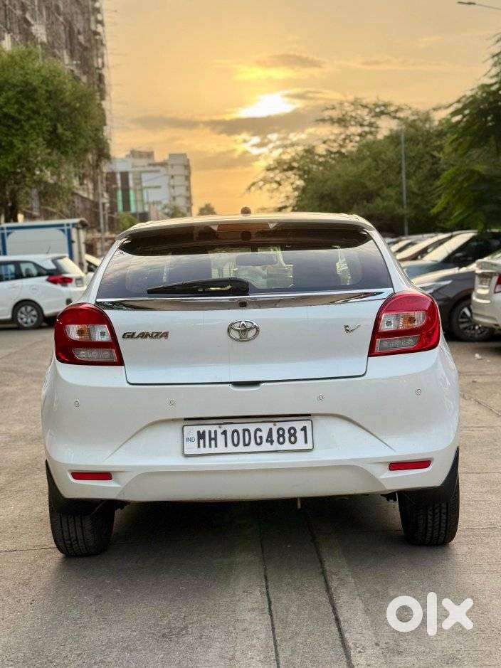 Toyota Glanza 1.2 V Amt, 2019, Petrol
