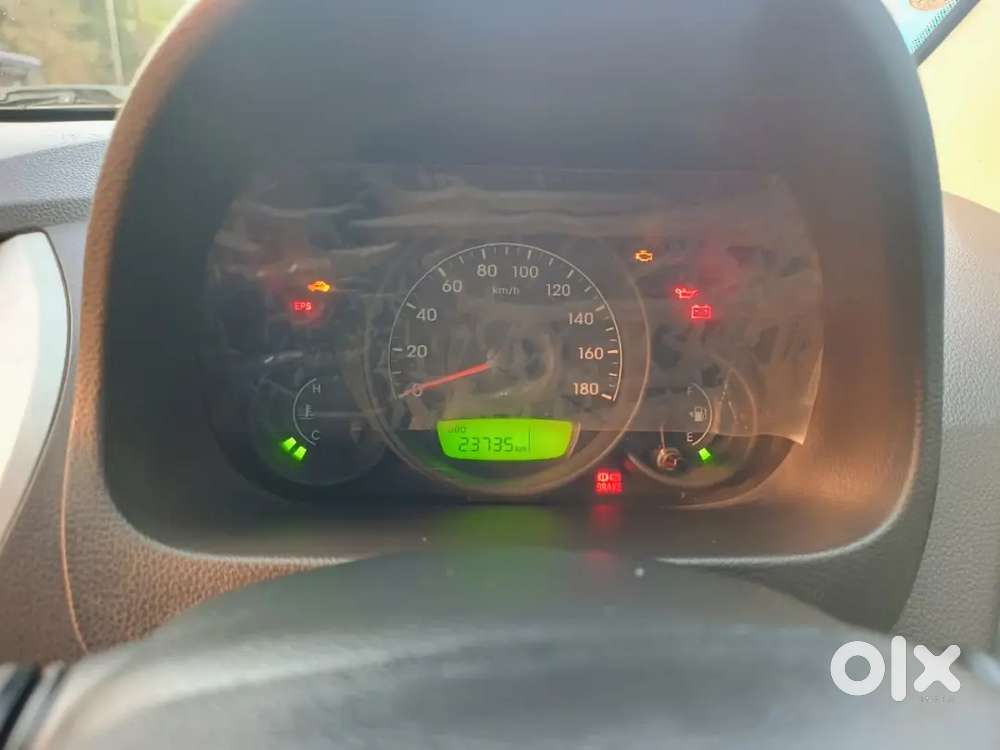 Hyundai Eon 23700 Km Driven