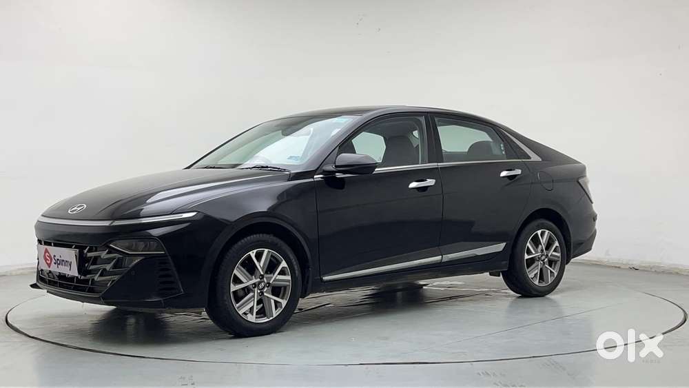 Hyundai Verna 1.5 Sx Petrol Mt, 2023, Petrol