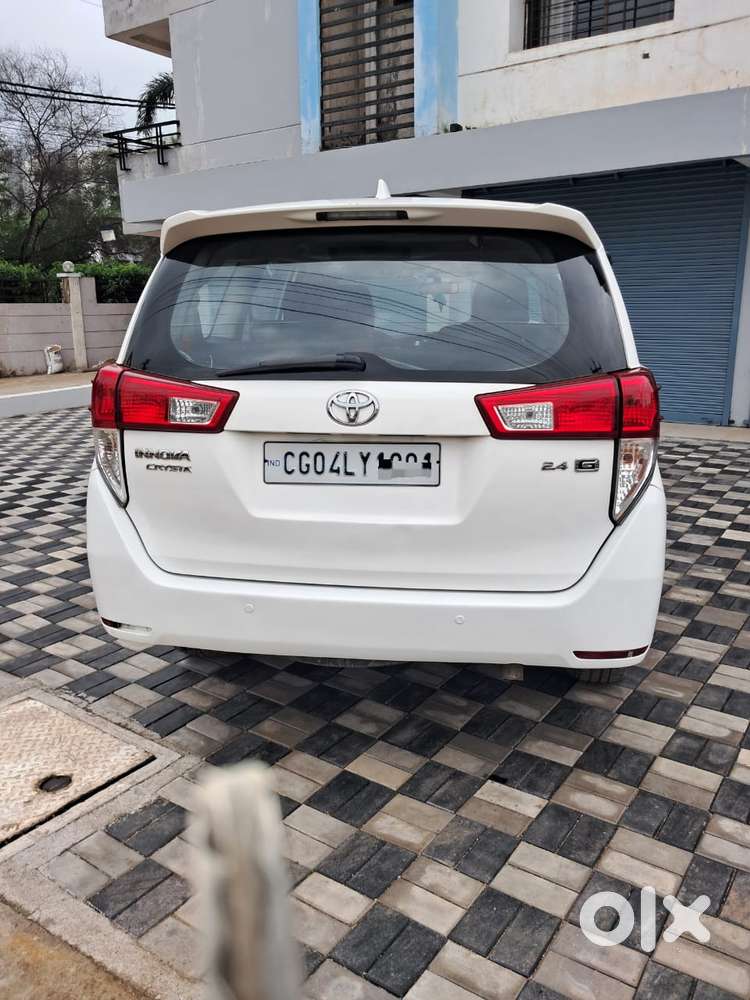 Toyota Innova Crysta 2.4 Gx Mt, 2017, Diesel