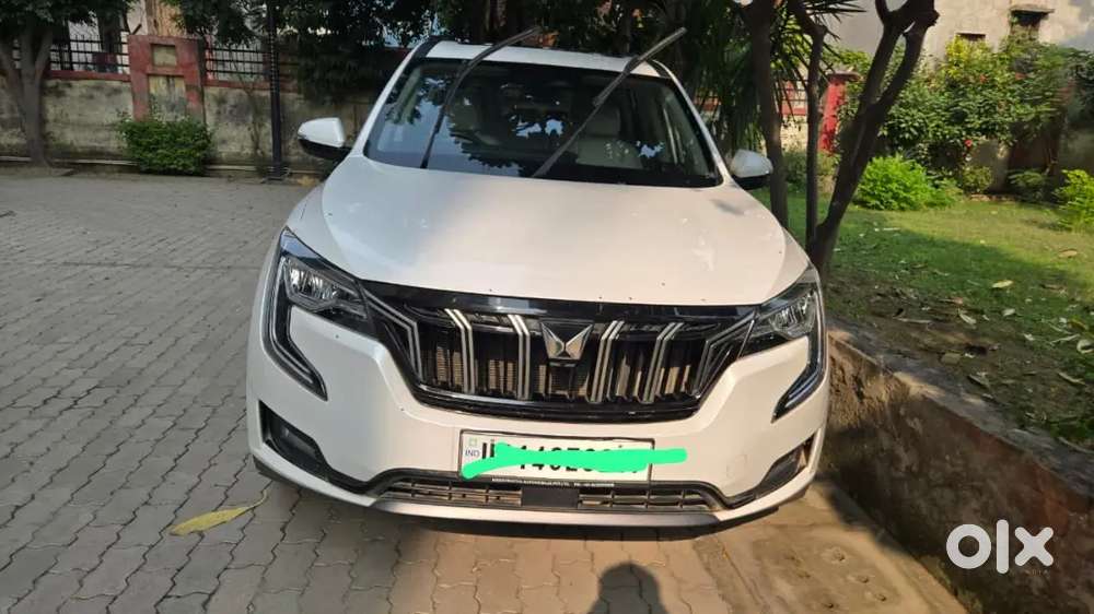 Mahindra Xuv700 2024 Diesel At Well Maintained