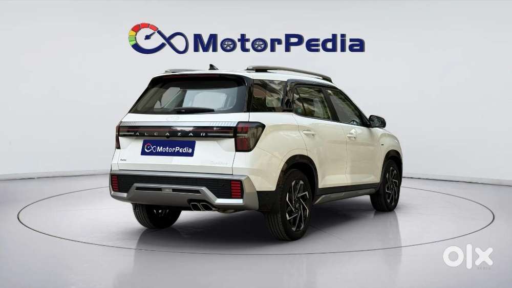 Hyundai Alcazar Signature 1.5 Petrol Dct 7str, 2025, Petrol