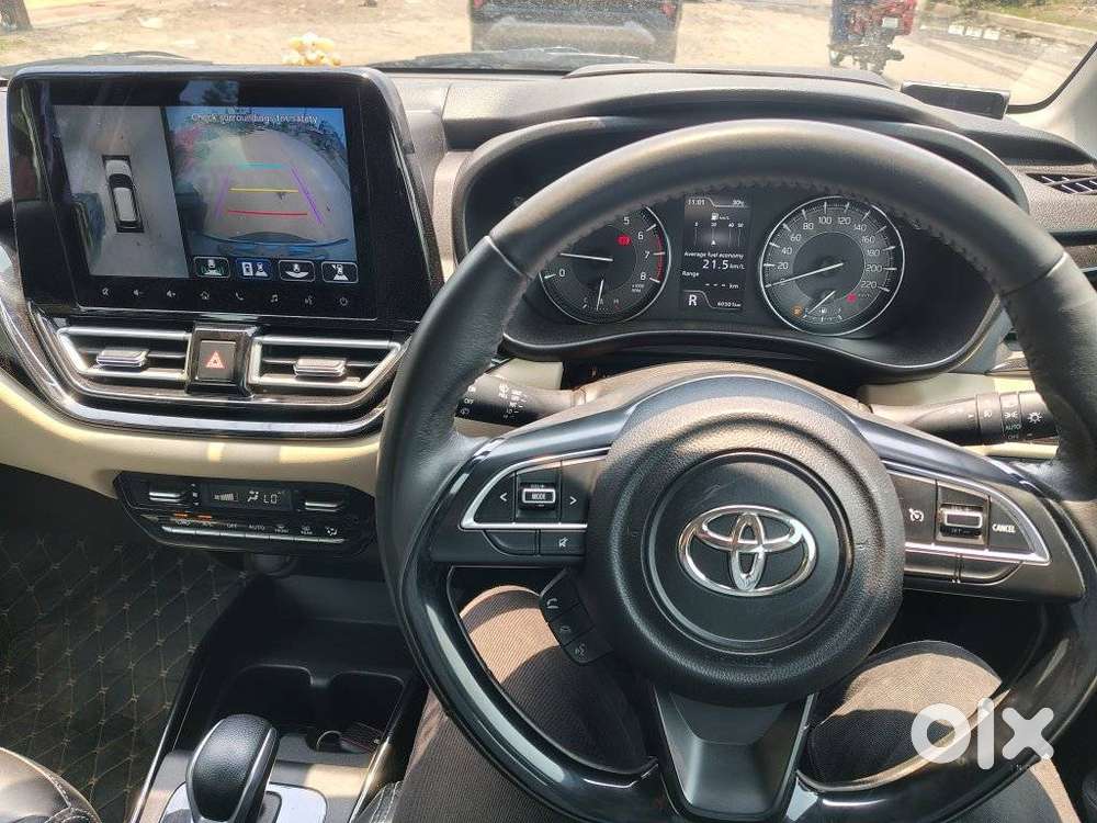 Toyota Glanza 1.2 V Amt, 2022, Petrol