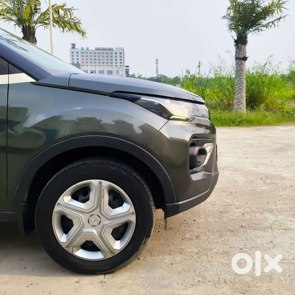 Tata Nexon 1.2 Revotron Xma Amt, 2020, Petrol