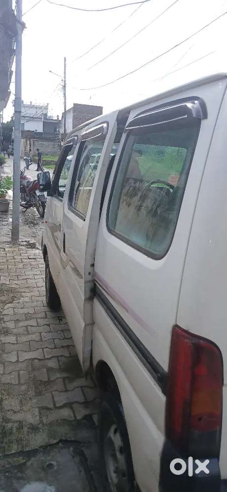 Maruti Suzuki Eeco 1.2 2011