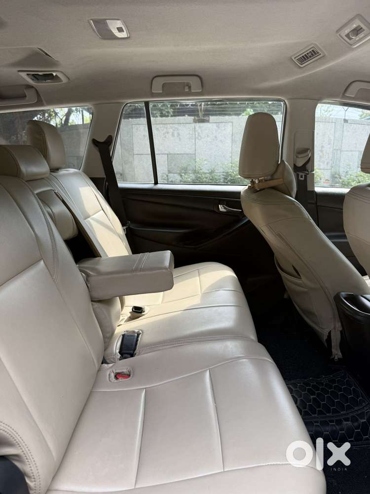 Toyota Innova Crysta 2.4 Gx Mt 8s, 2020, Diesel