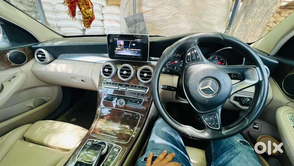 Mercedes-benz C-class 2016