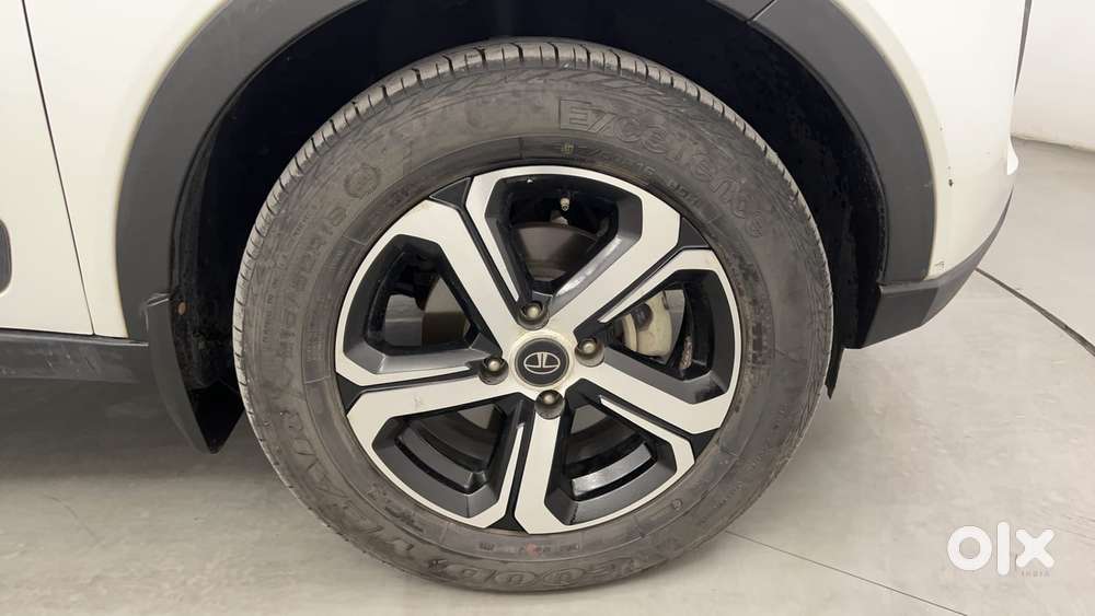Tata Nexon 1.5 Revotorq Xza Plus, 2023, Diesel