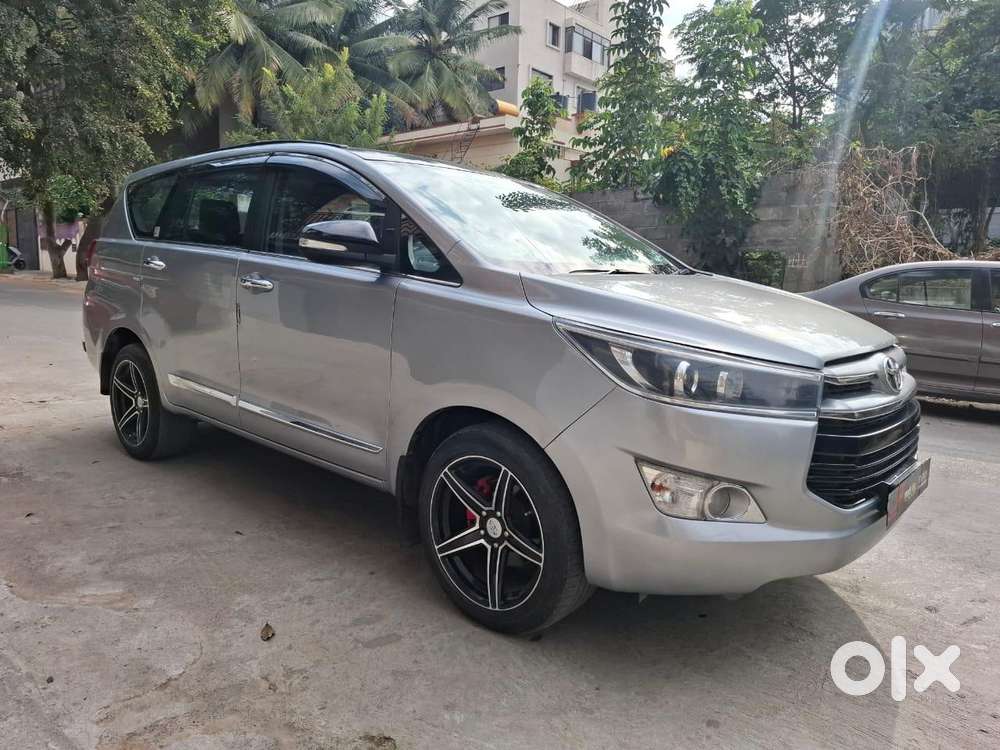 Toyota Innova Crysta 2.4 V 7 Str, 2016, Diesel
