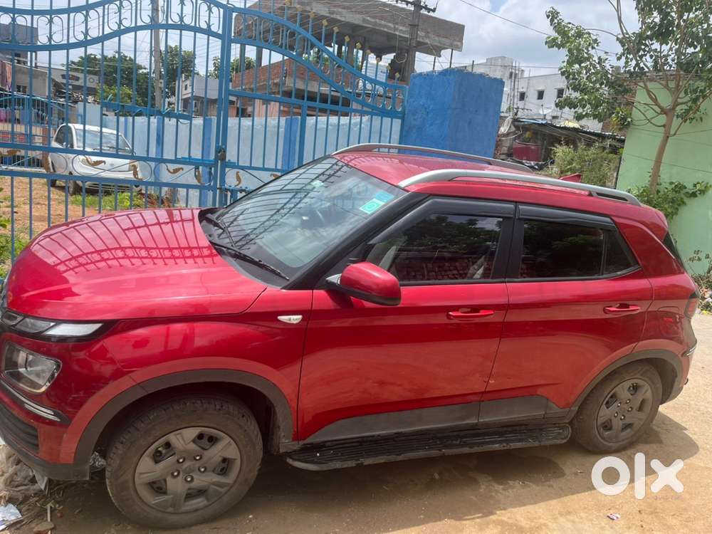 Hyundai Venue 2023 Petrol Good Condition