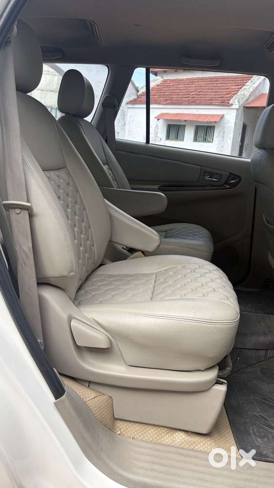 Toyota Innova 2.5 V 7 Str, 2013, Diesel